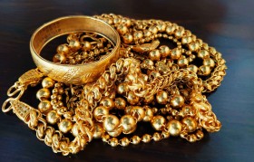 今天黄金首饰价格 今天黄金首饰价格多少钱一克呢?